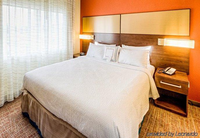 Hotel By Marriott South/green 3*